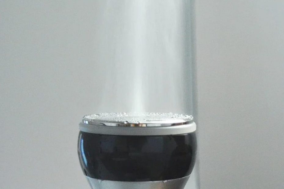 Testing a 40k cavitation machine head using water drops